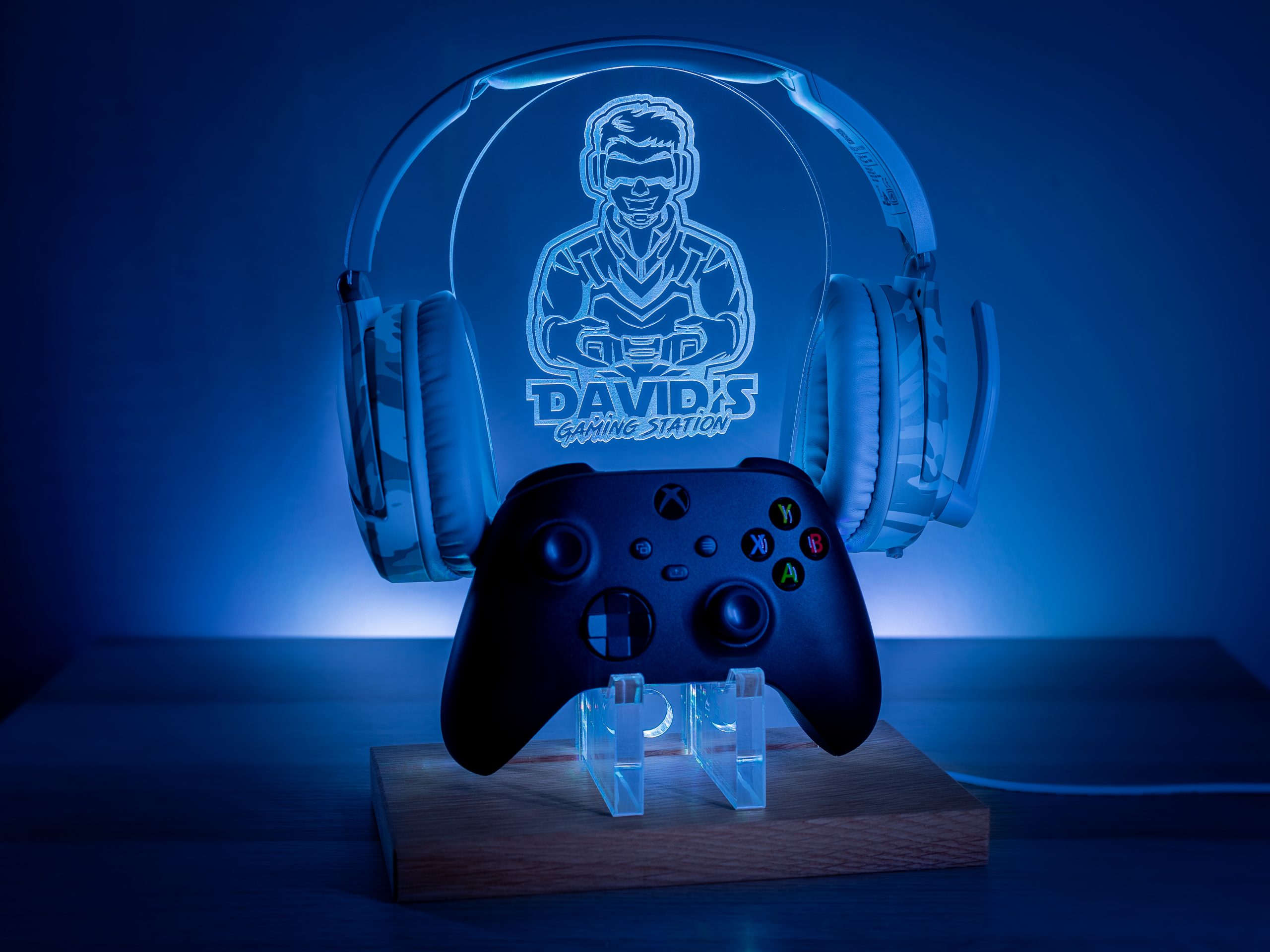 Ultimate Gamer LED Headset Controller Stand