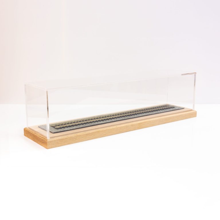 Non-Illuminated O Gauge Model Display Case